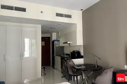 Ready to Move| Fully Furnish| Multiple cheques