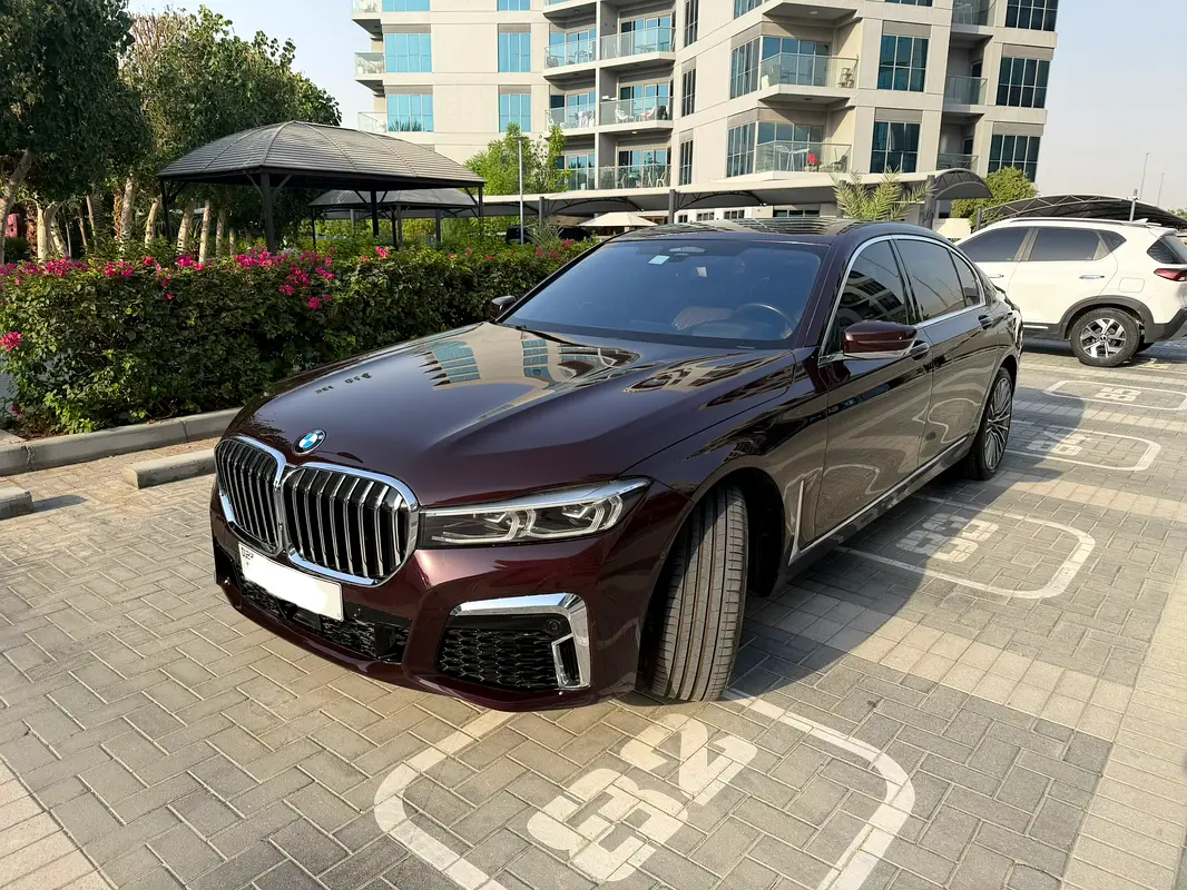 BMW 7-Series 2020 — photo 1 of 14