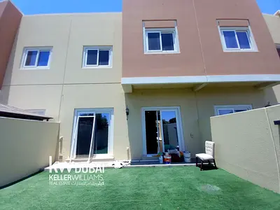 PRIME LOCATION | SPACIOUS | VACANT