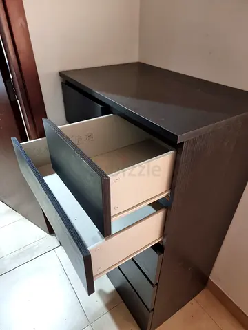 Chest of 6-drawer dresser