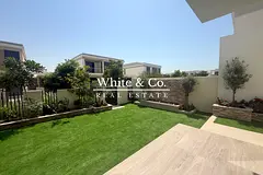 Landscaped | Extended | Closed Kitchen