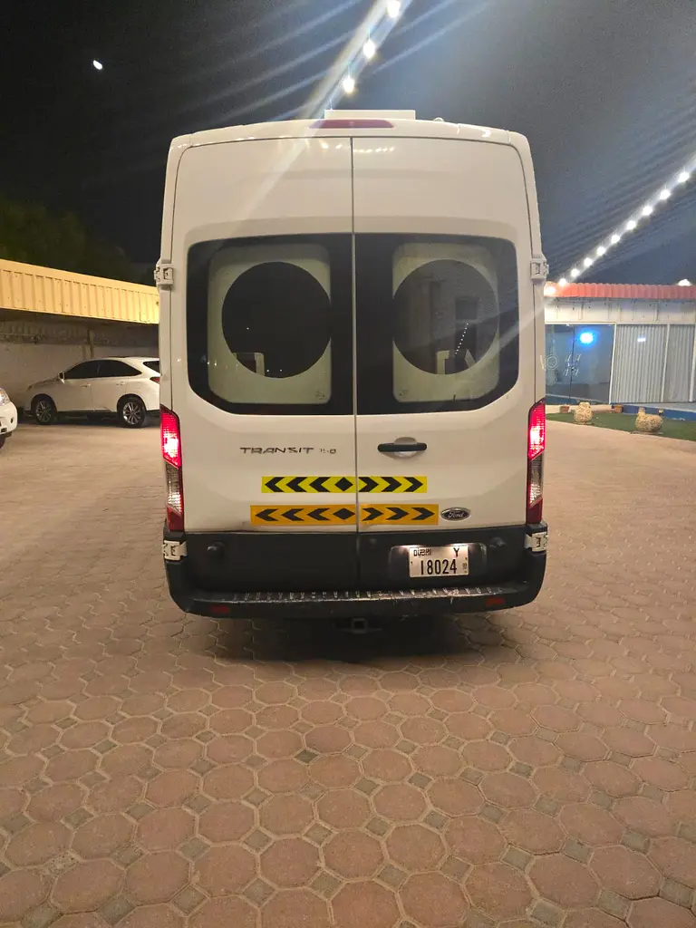 Ford Transit 2017 — photo 1 of 14