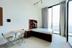 Multiple Cheques | Skyline View | Vacant now