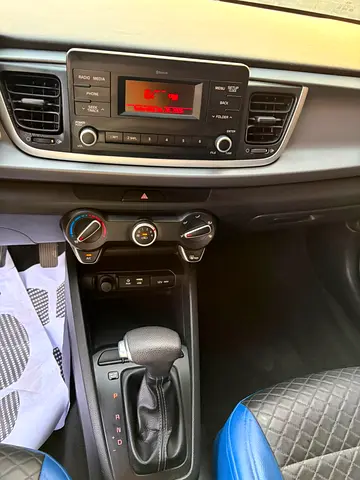 2018 KIA RIO 缩略图 13