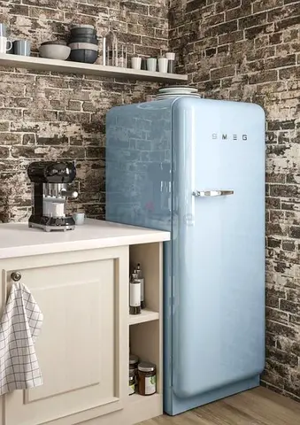 Smeg Retro Refrigerator pastel blue FAB28