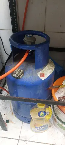 Blue LPG Gas Cylinder with Hose and Regulator and glass crypton stove- Used (90% full)