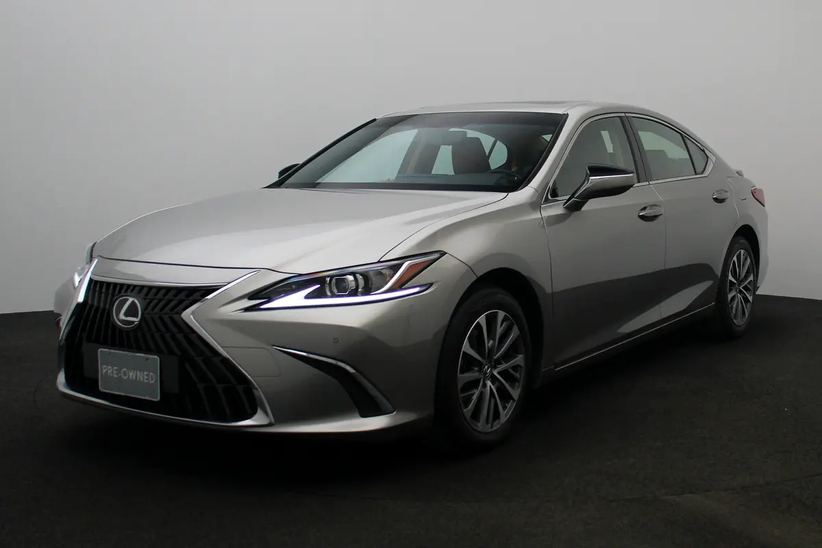 Lexus ES-Series 2024 — photo 1 of 20