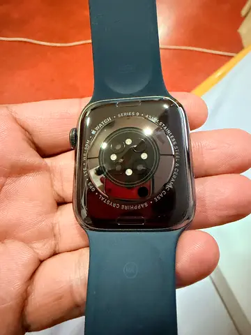 Apple Watch 9 45mm titanium