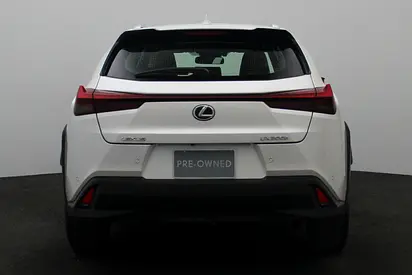 صورة 6 لـ 2024 Lexus UX-SERIES