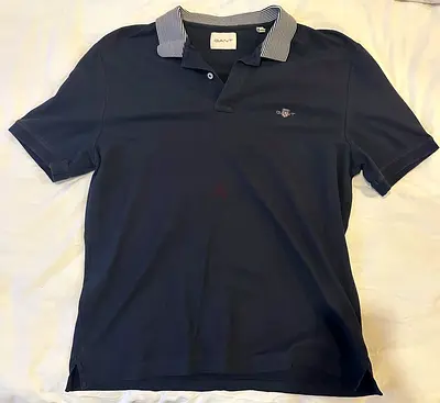 GANT navy polo shirt with striped collar - size M