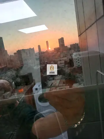 للاايجار السنوي ابراج الاورينت غرفه وصاله السعر35الف علي 4دفعات مع الباركن جيم مسبح