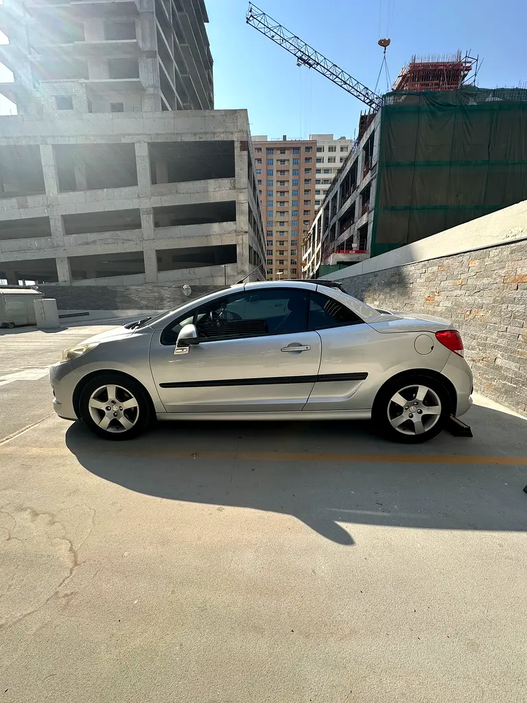 Peugeot 207 2013 — photo 1 of 4
