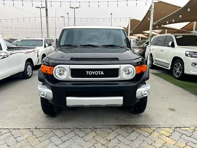 Toyota FJ Cruiser GXR 2017 | GCC Specs | Pristine Condition