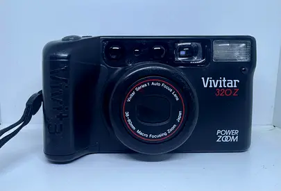 Vivitar 320Z 35-80mm Point  Shoot Film Camera - Working