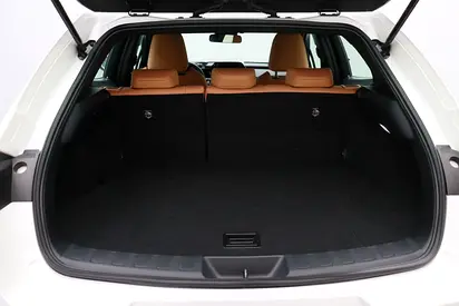 صورة مصغرة 18 لـ 2024 Lexus UX-SERIES
