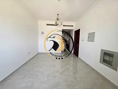 LOOKS LIKE BRAND NEW LUXURY MASSIVE SIZE SEMI CLOSE KITCHEN