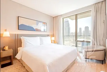 LUXURIOUS I DIRECT MALL ACCESS I BURJ VIEW