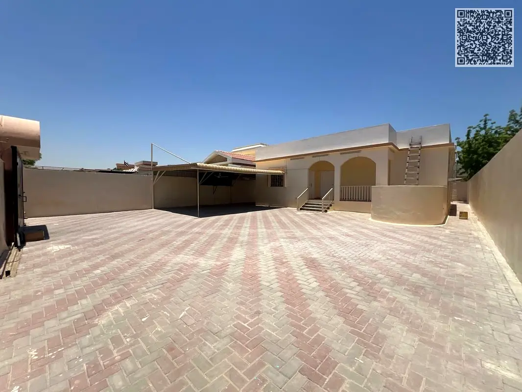 🏠 Family-Friendly 4BR Villa | Big Garden & Parking Space | Al Rawda 3 | Negotiable