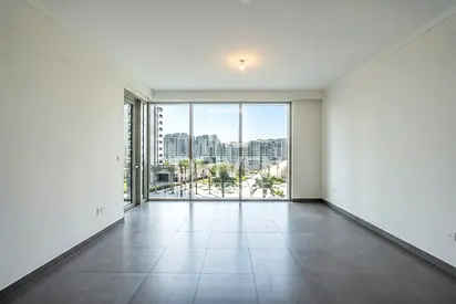 Canal View | Spacious Layout | Park View