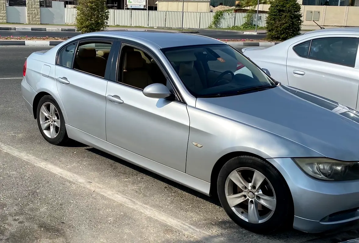 BMW 3-Series 2008 — photo 1 of 7