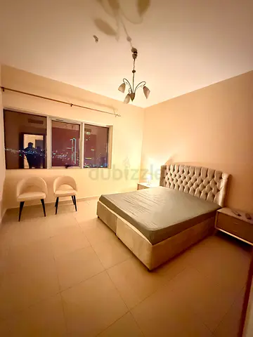 Spacious private room for Rent-All inclusive
