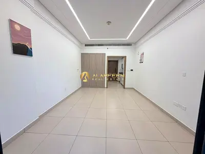 Multiple Chqs | Unfurnished | Kitchen Appliances