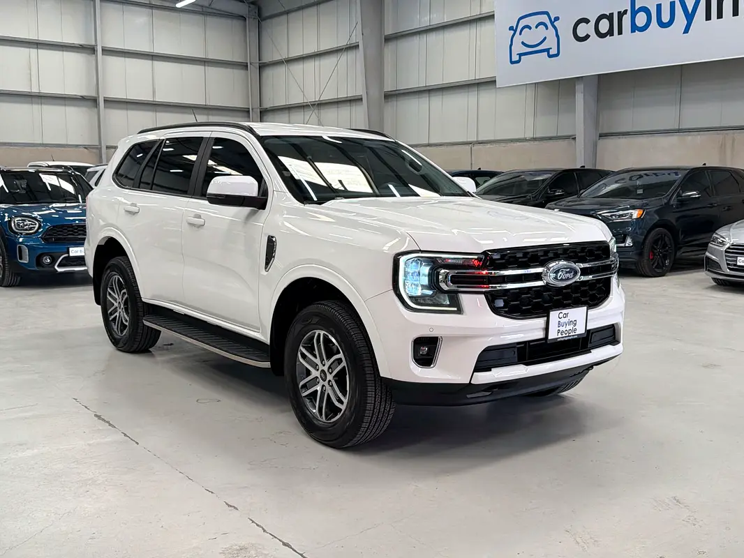 Ford Everest 2024 — photo 1 of 18