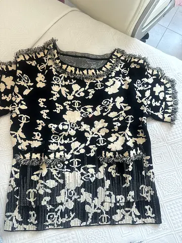 Chanel vintage top