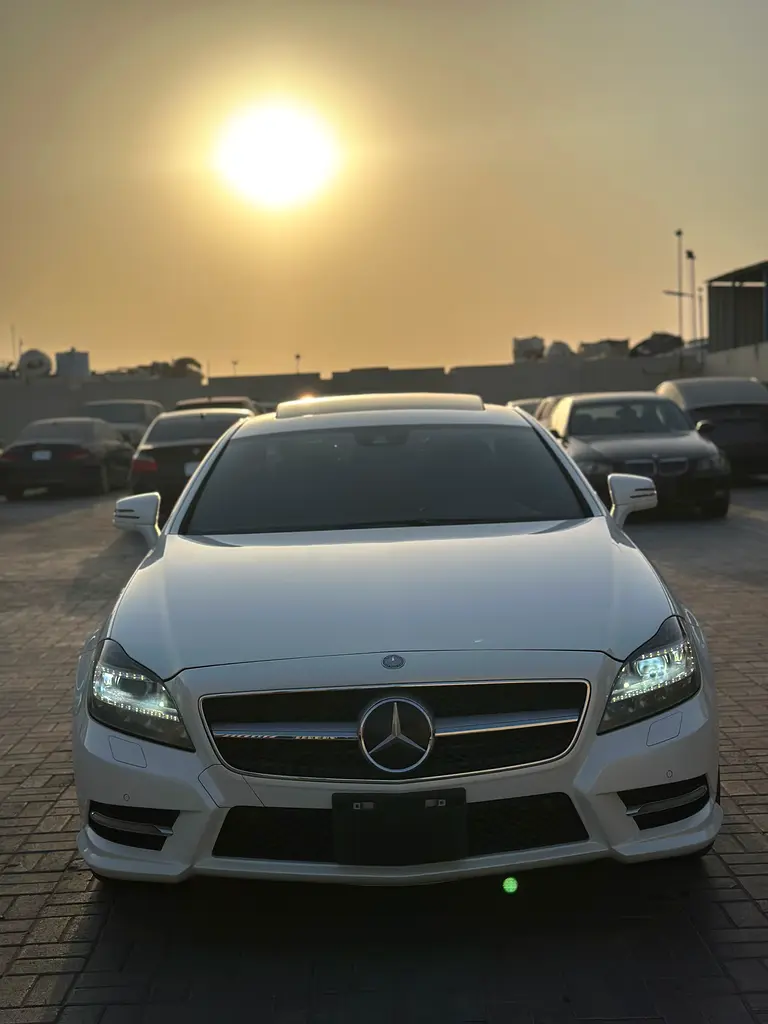 Mercedes-Benz CLS-Class 2012 — photo 1 of 14