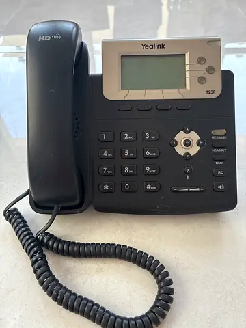 Yealink T23P Office Desk Phone - Good Working Condition