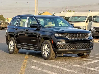 2025 Jeep Grand Cherokee Laredo | GCC Specs | Brand New