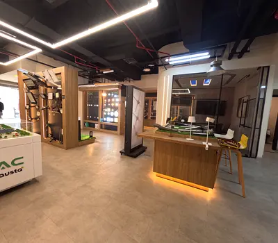 Fully Fitted Showroom with Office Space | Grab it!