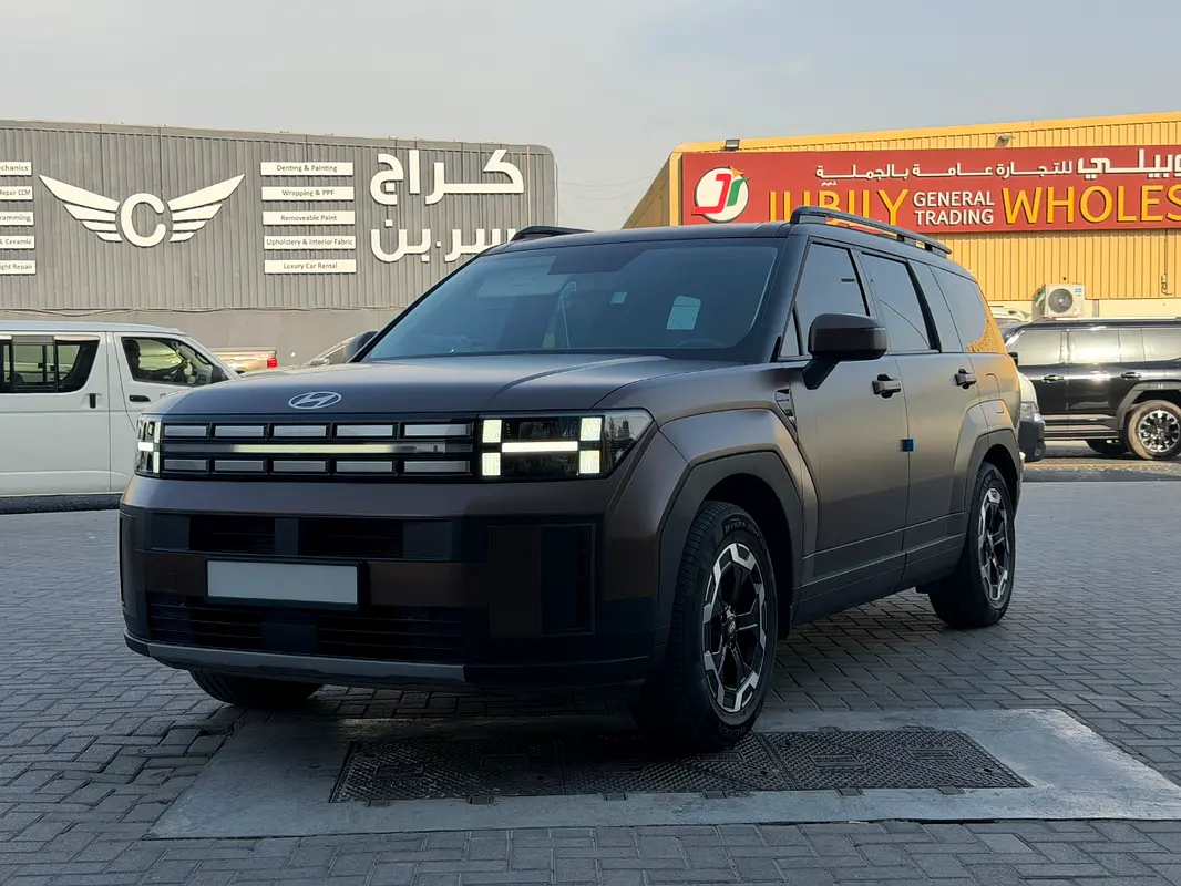 Hyundai Santa Fe 2025 — photo 1 of 13