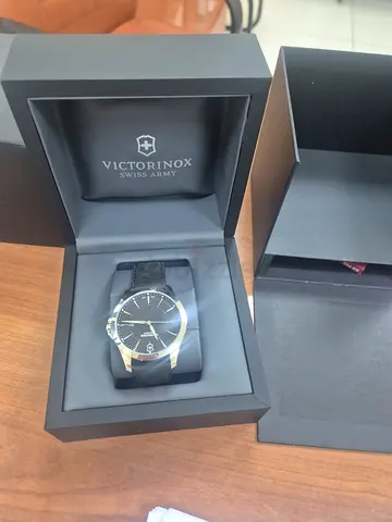 Victorinox Swiss Army Mens Watch with Leather Strap - Like New
