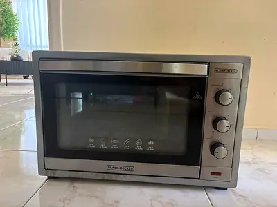 Black  Decker Stainless Steel Electric Oven - Good Working Condition