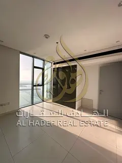 Full sea view High-end finishes Spacious and comfortable layout Property Features: 2 free parking sp