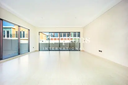 Premium Family Townhouse | 5 BR +Maids | Lagoons