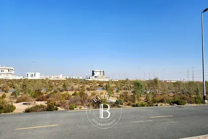 Close to SZR | Prime Location | G+1