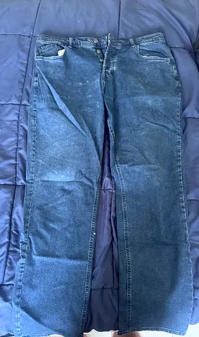 LEVIS Blue Jeans