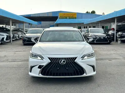 Lexus Es 300h hybrid GCC model 2023 full option