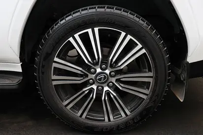 2024 Lexus LX-SERIES — миниатюра 19