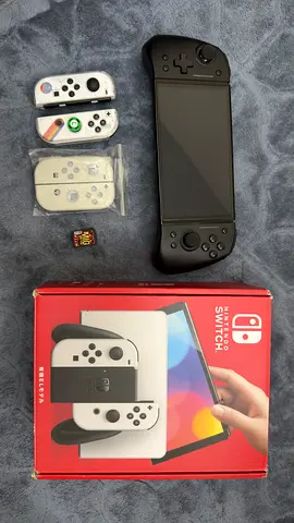 Nintendo Switch OLED + Mig Switch Card