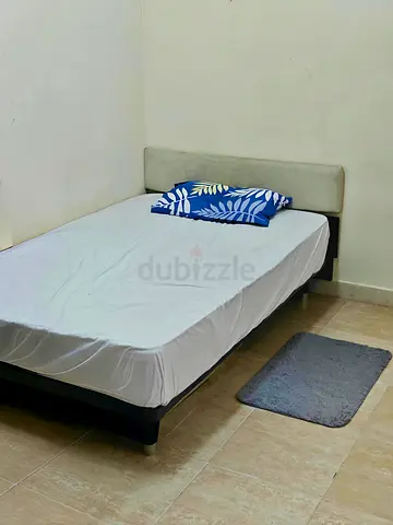 Bed and mattress