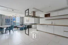 Vacant | Sea Views &amp; Beach access | Study Room