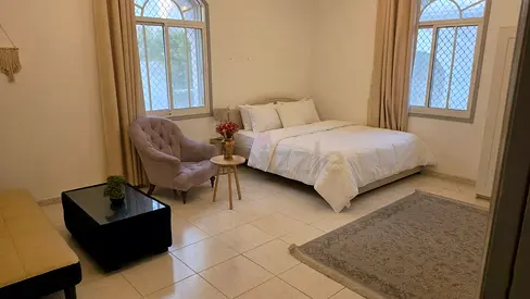Prime Location Jumeirah Master Bedroom inside Villa