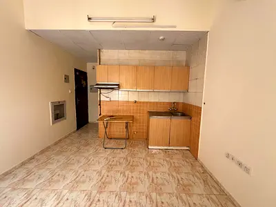 Walking distance from bus station studio just in 15k family building at prime location