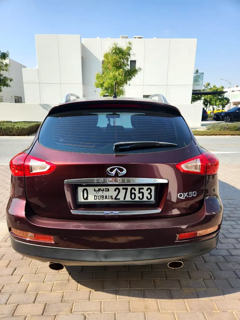 Infiniti QX50 2015 — photo 1 of 5