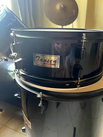 Tama Traveler 10 Tom Drum - Good Condition