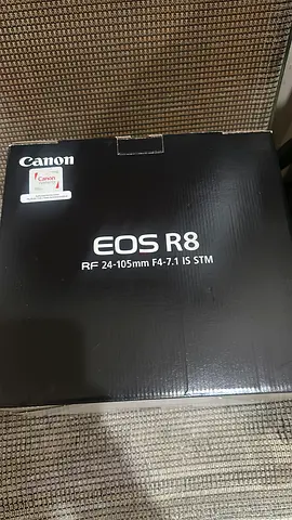 Canon EOS R8 (RF 24-105mm) - Body with Original Box {50mm lens}