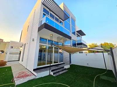 BEST DEAL| VACANT| NEAR SCHOOL AND MALL| JVT|